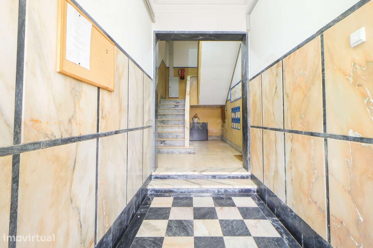 Apartamento T2 na Cruz de Pau - Amora - Seixal-27