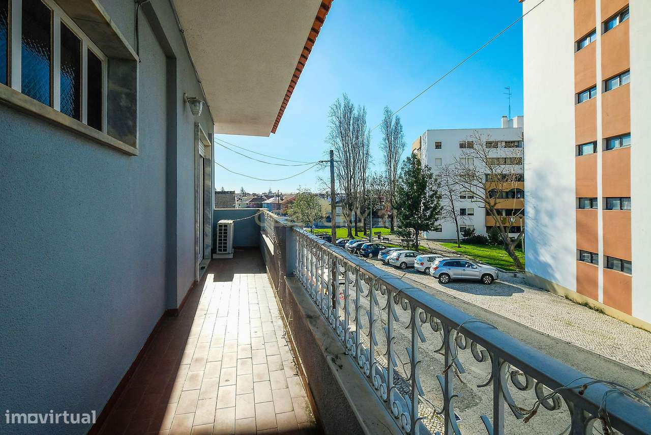 Moradia na Madorna, Parede — uma excelente alternativa ao apartamento-34