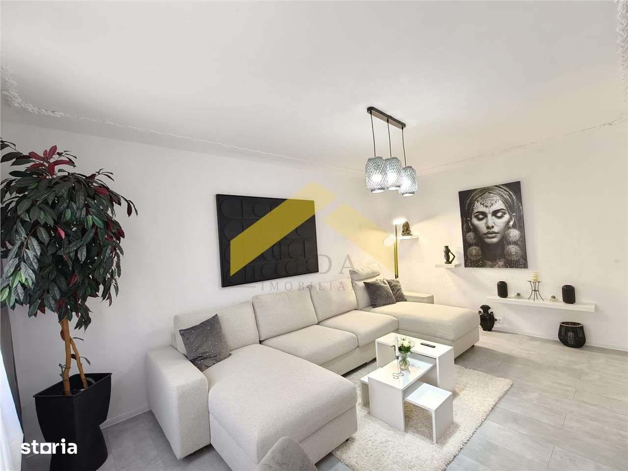 Apartament de vanzare Micalaca, zona Miorita-0