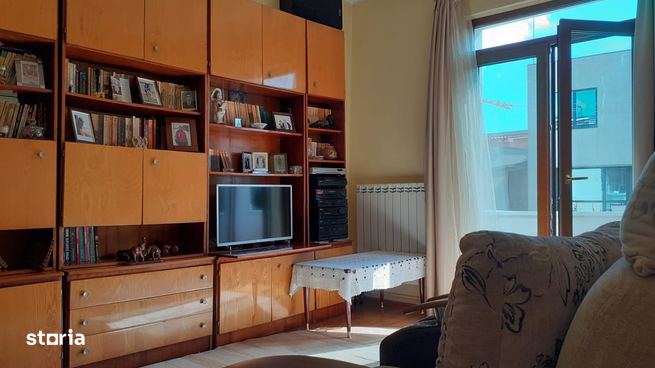 Zona Cazino-Far Genovez 3 camere -175000 euro!-0