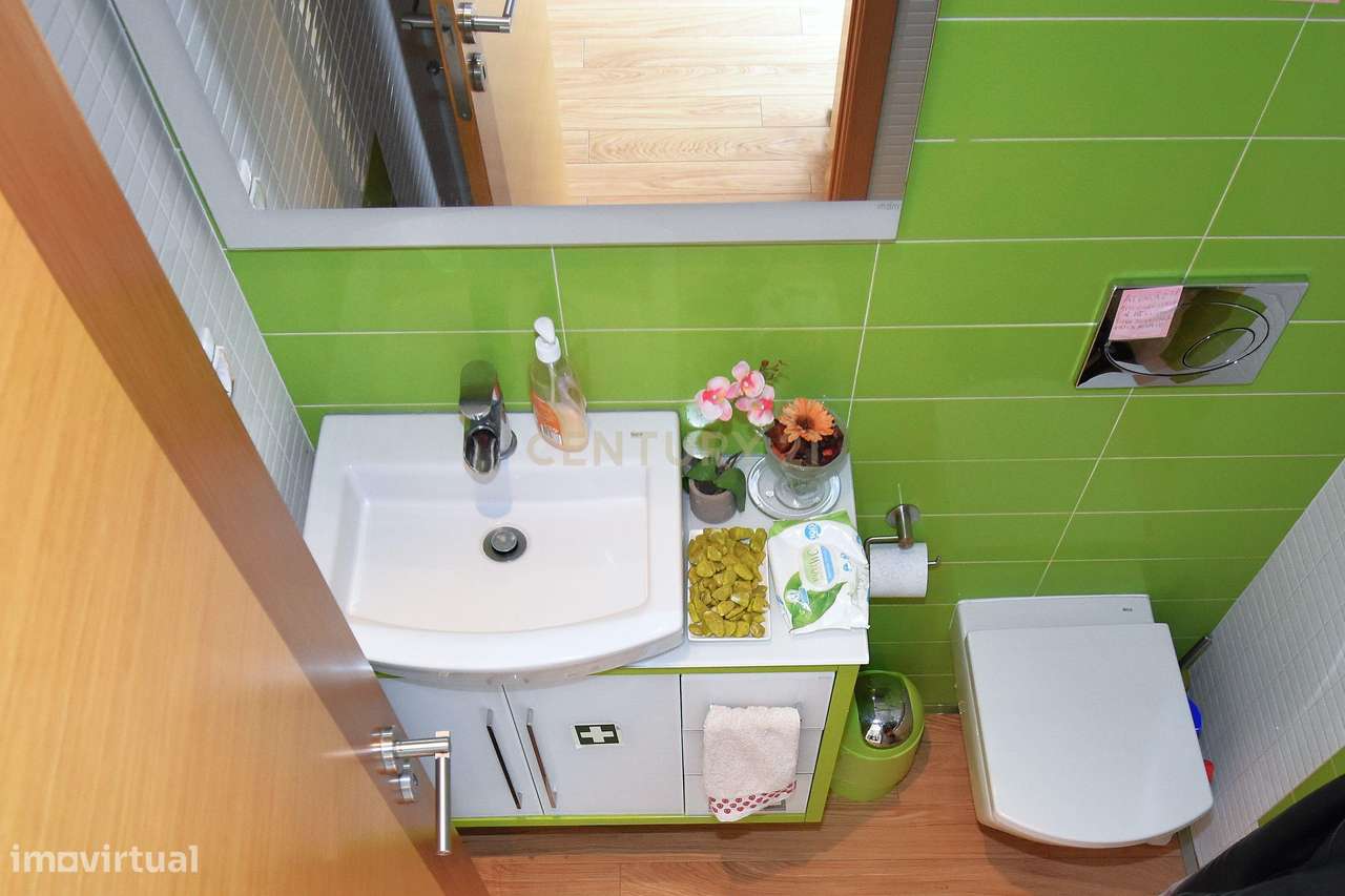 Moradia T3+1 em Alcochete: Luxo e Conforto!-8