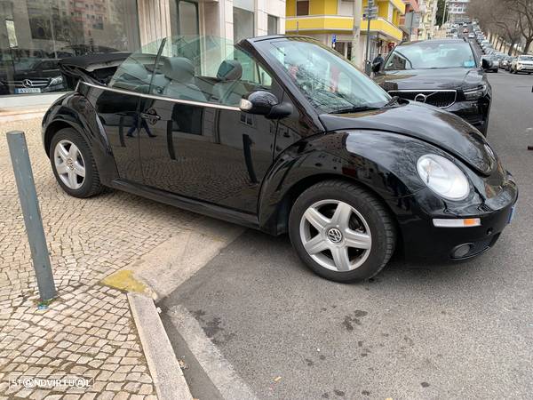 VW New Beetle Cabriolet 1.9 TDi Top Couro - 25