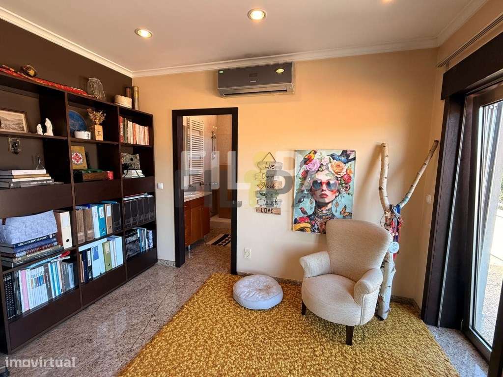 Moradia T5 na Maia com Jardim, Conforto e Excelentes Equipamentos 5...-25
