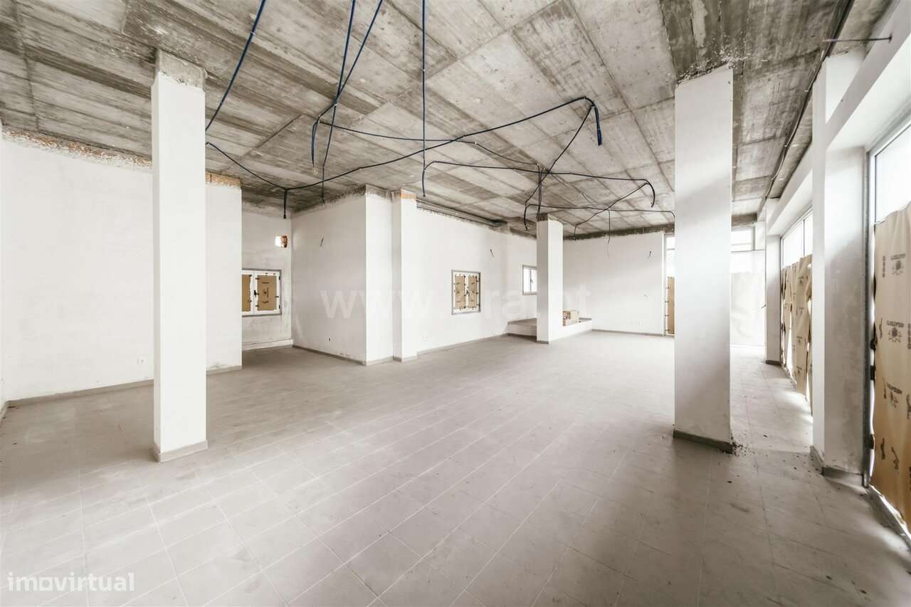 Loja / Fundão, Fundão - Grande imagem: 4/10