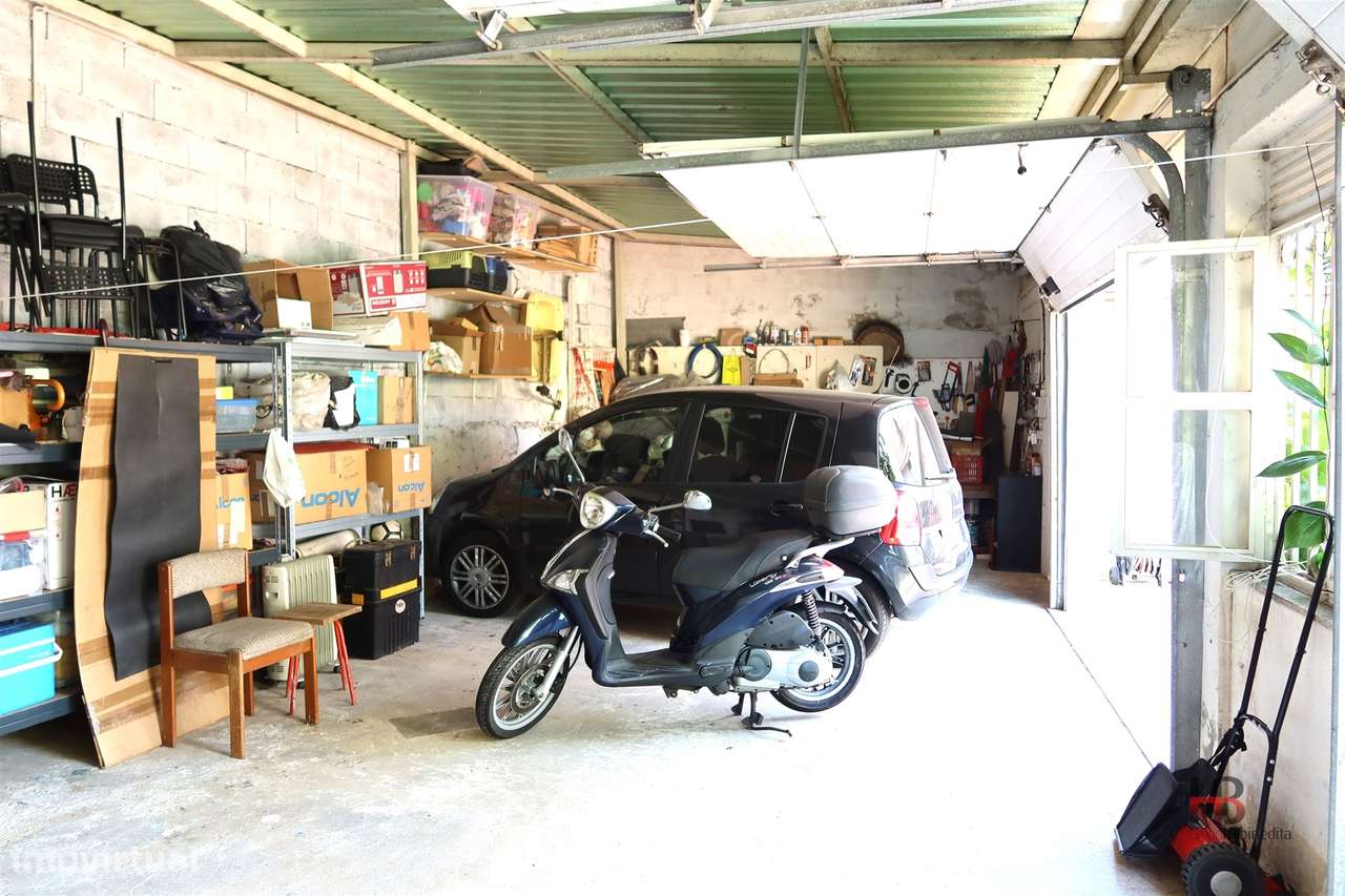 Oportunidade Única: Moradia T3 no Centro de Gondomar-35