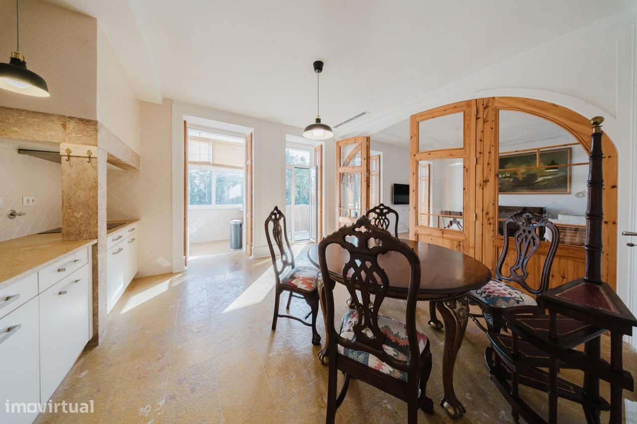 Apartamento T3 renovado junto à Avenida da Liberdade-9