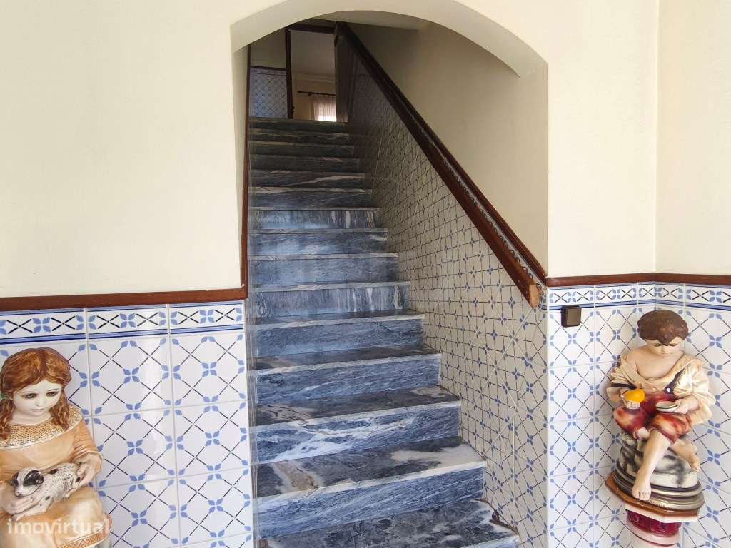 Moradia, em aldeia tranquila, em excelente estado de conservação, p...-22