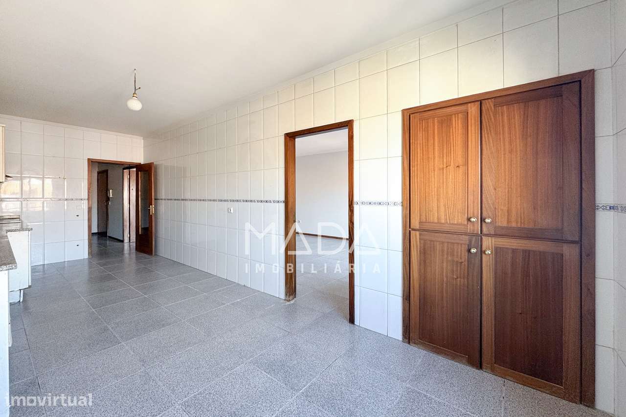 Apartamento T3 c/garagem fechada na zona da MAKRO em S. Victor, Braga-6