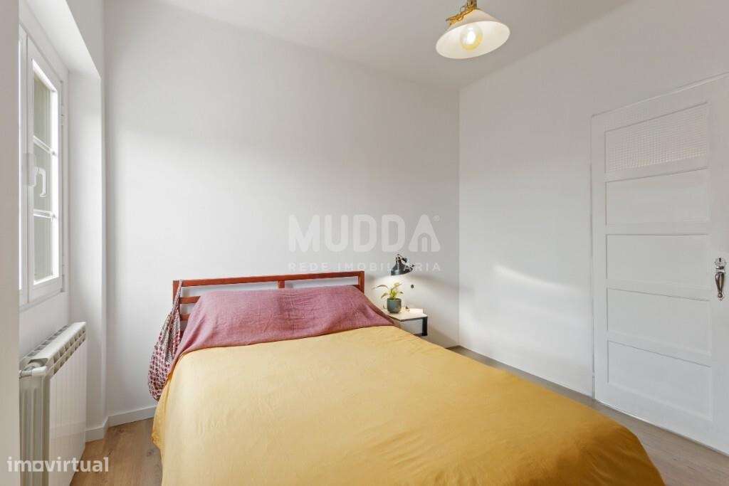 Moradia térrea T3 com anexos e terreno no Campo/Caldas da Rainha-7