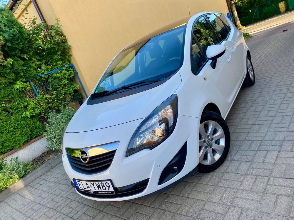 Opel Meriva II 1.4 Design Edition 2011