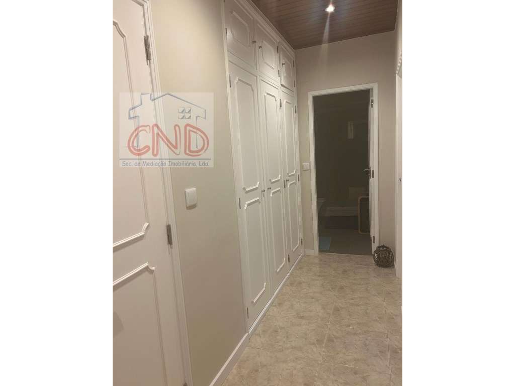 T2 Algueirão Mem- Martins, na Rua Florbela Espanca, 250.000 euros '...-9