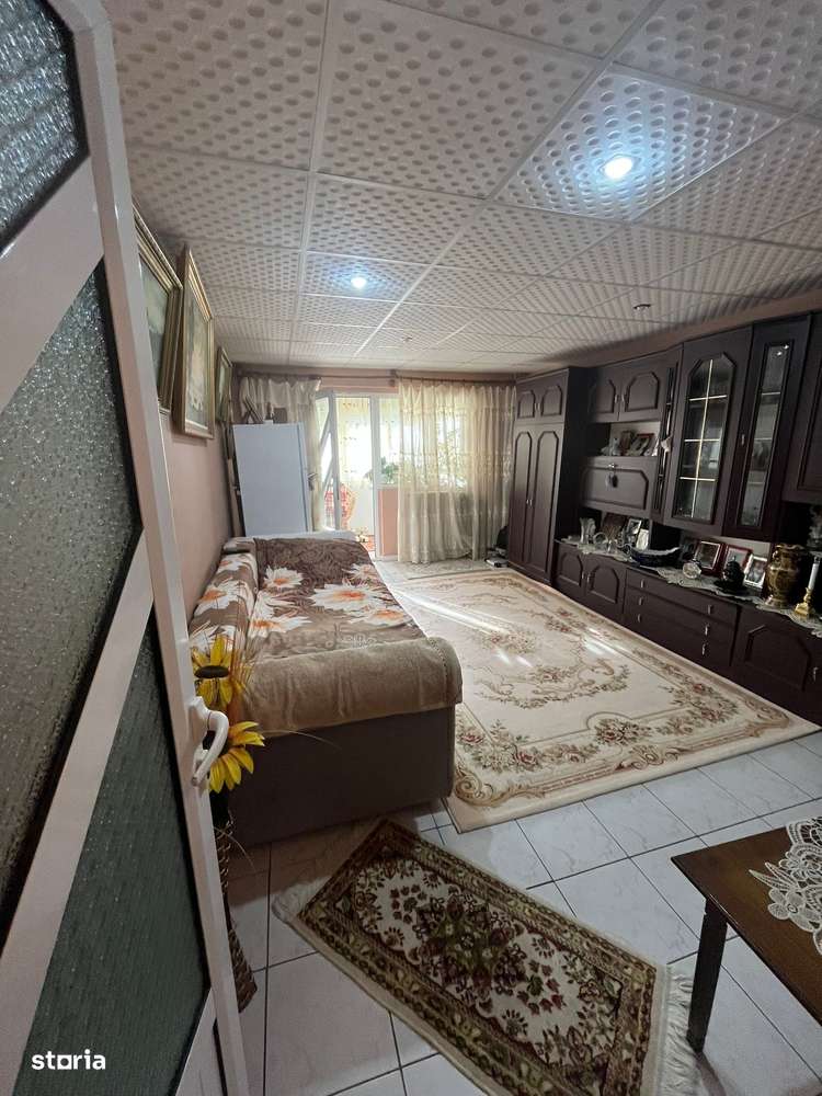OANCEA-TATARASI ap.2 camere, etajul.1/4, curat, decomandat!-3