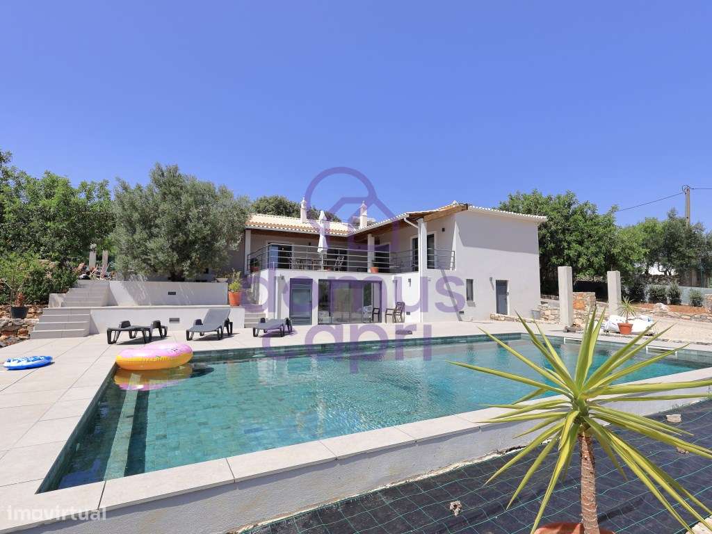 Moradia T4 com Piscina em Cerro da Mesquita - São Brás de Alportel-6