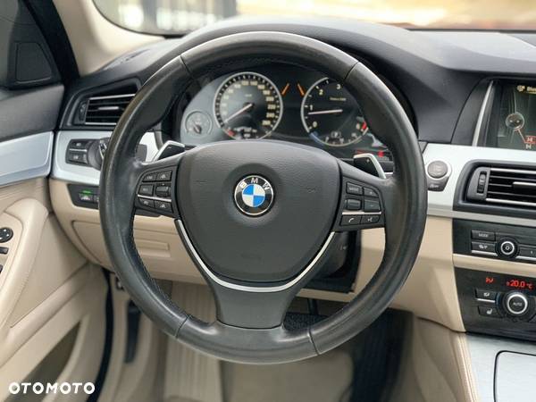 BMW Seria 5 530d Touring Modern Line - 17