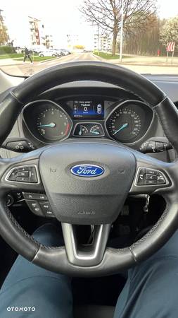 Ford Focus - 14