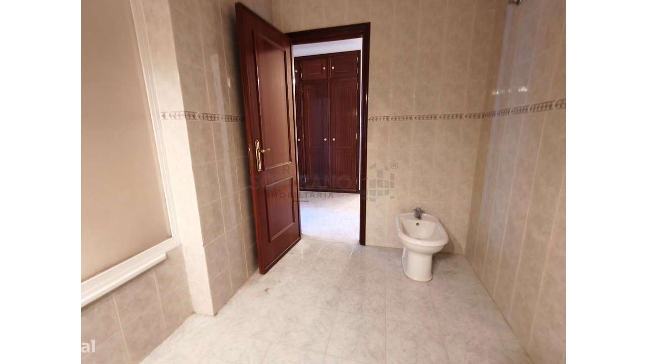 Apartamento T2 em Algueirão-17