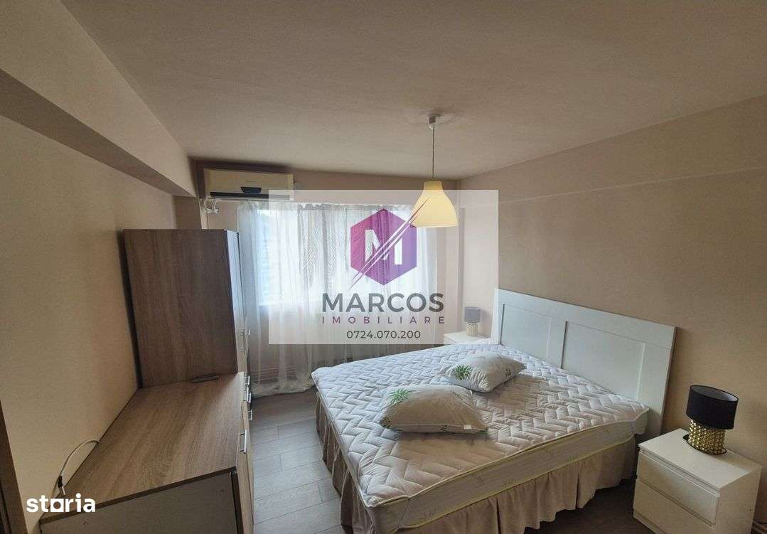 Vand apartament 3 camere Micro 4-5