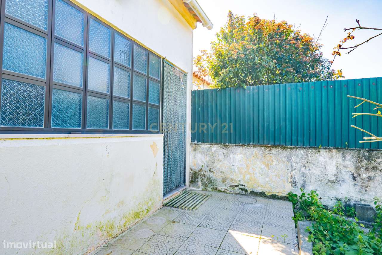 Moradia T3 com Quintal Amplo, Garagem e Anexo – Zona Tranquila da Moit-49