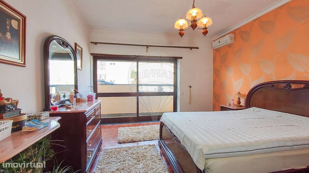 Moradia T6 para venda-21