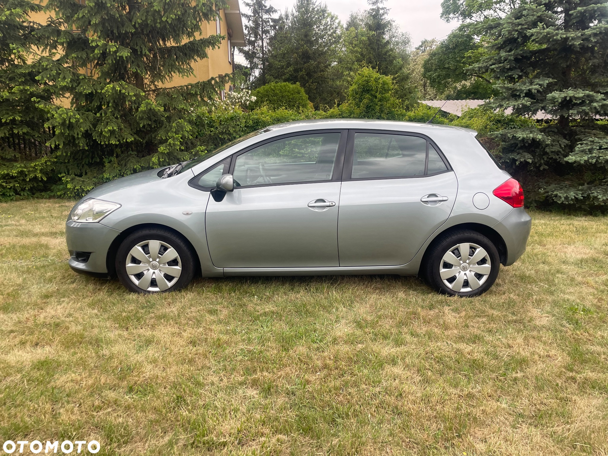 Toyota Auris 1.4 VVT-i - 13