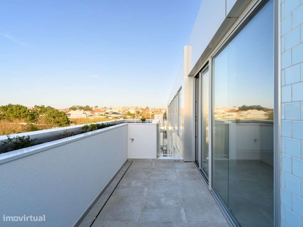 T1 em Primeira Linha de Mar-11