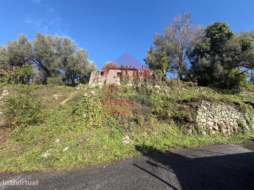 Moradia para restauro, Gomide - Grande imagem: 5/18