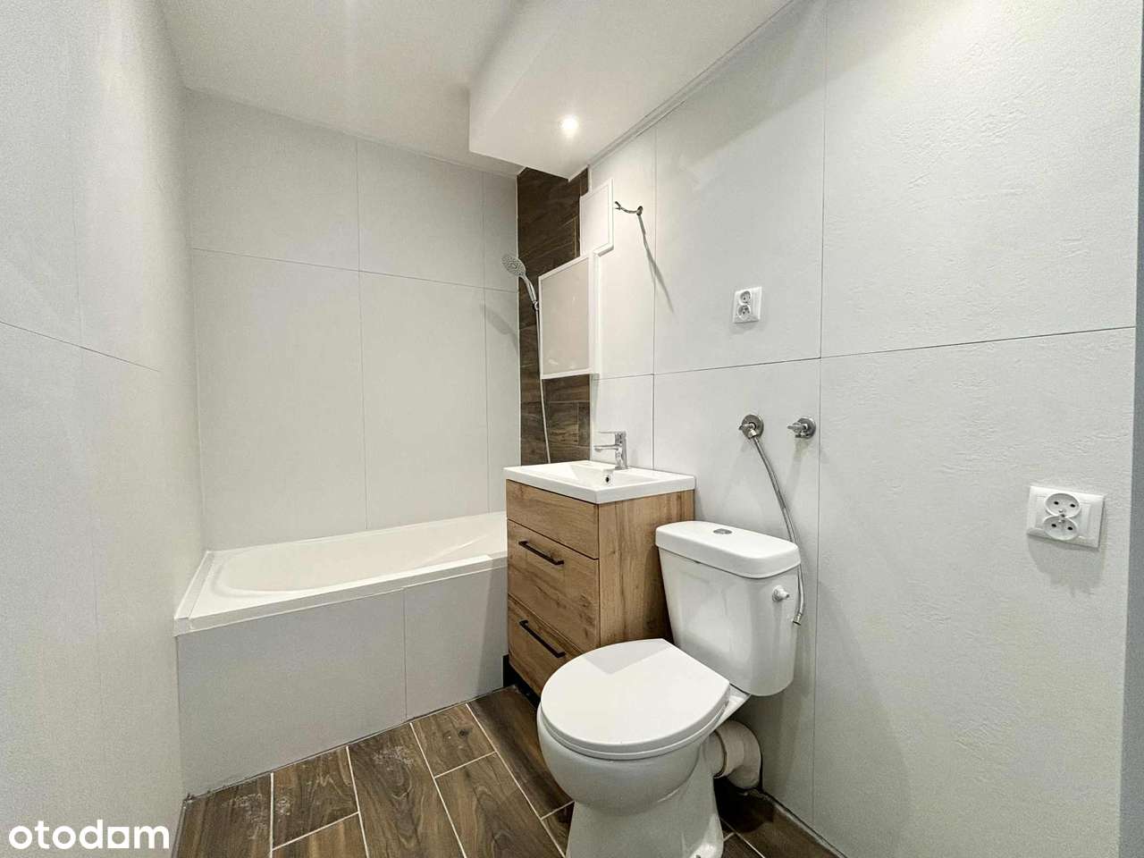 Mieszkanie gotowe do zamieszkania w centrum- widok na Zamek-6