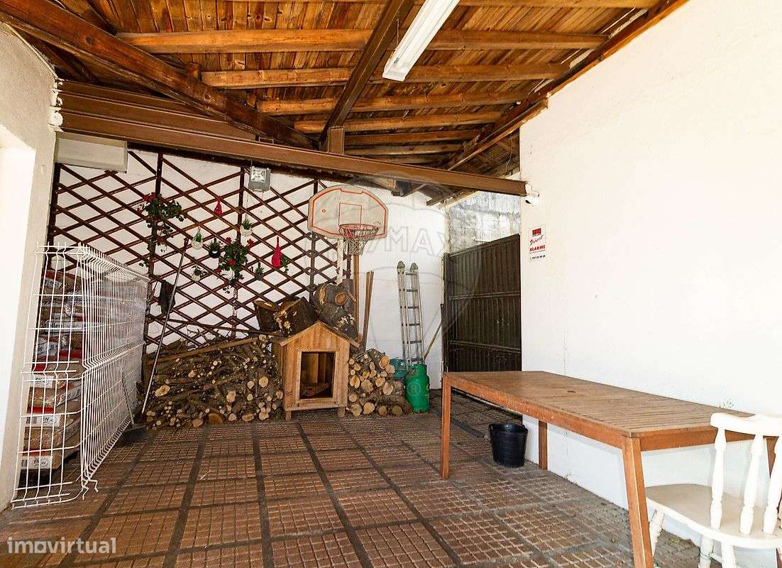 Moradia T4 para venda-11