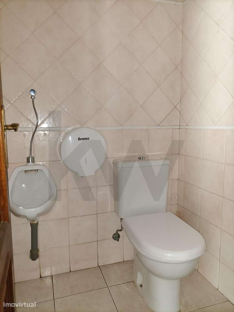 VENDA | ESPAÇO COMERCIAL COM ARRECADAÇÃO – CENTRO DE ALVERCA-10