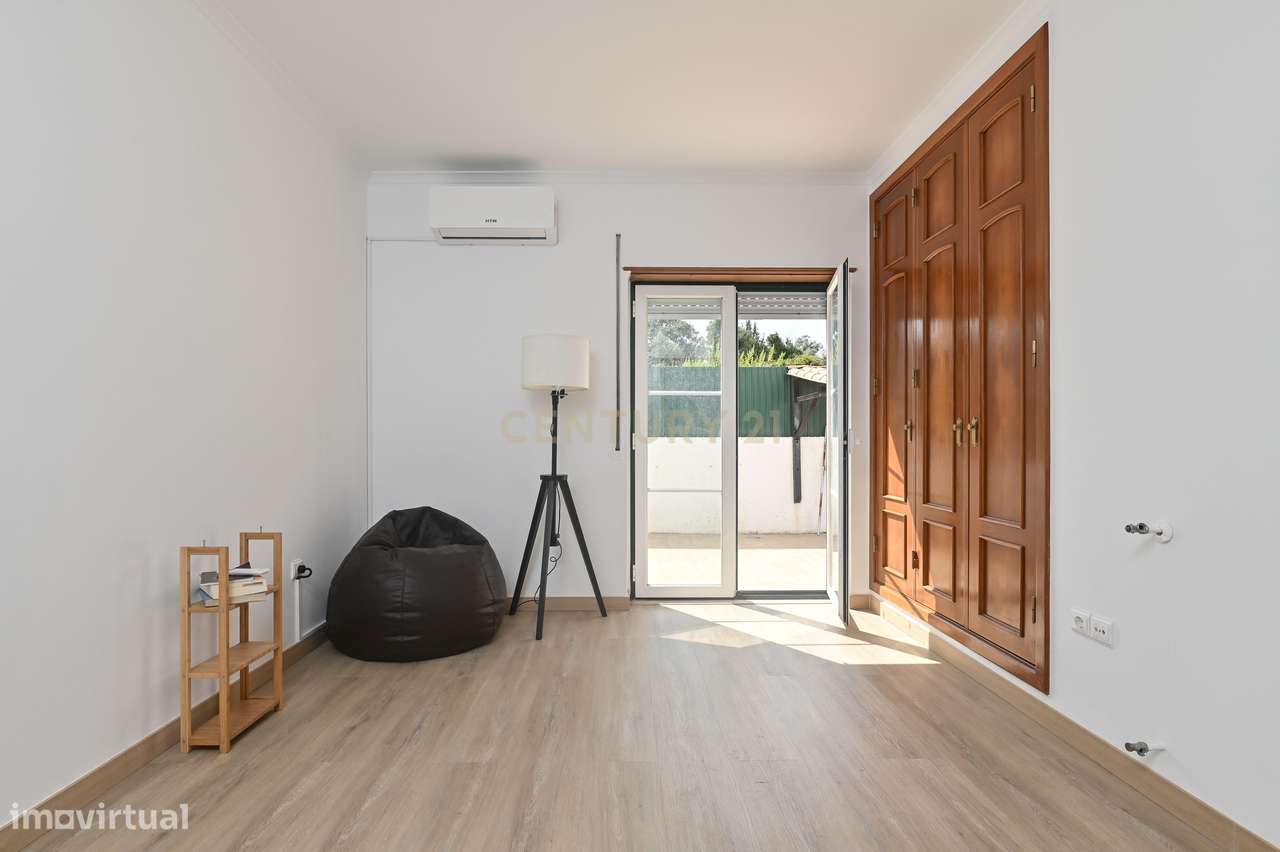 Apartamento T2 em Milharado, com terraço e parquemento-14