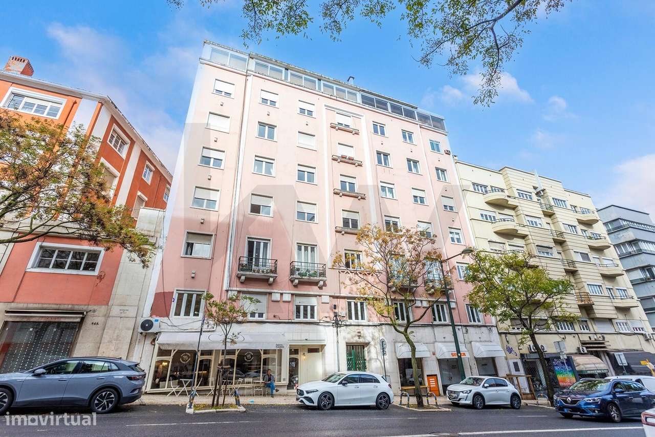 T4 Avenida Álvares Cabral - Estrela - Grande imagem: 1/8