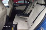 Volvo V60 T6 AWD Geartronic Summum - 8