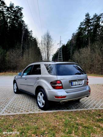 Mercedes-Benz ML 350 BlueTec 4-Matic - 6