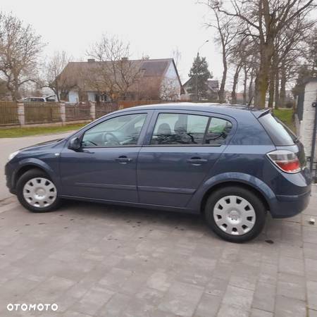 Opel Astra III 1.6 Essentia - 4