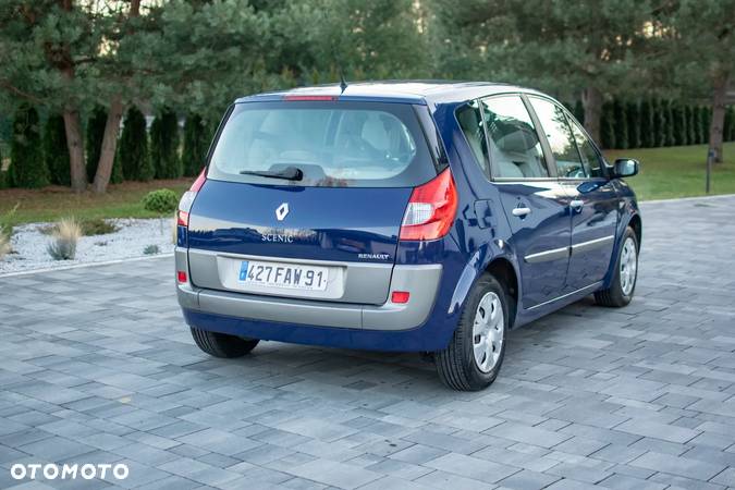 Renault Scenic - 8