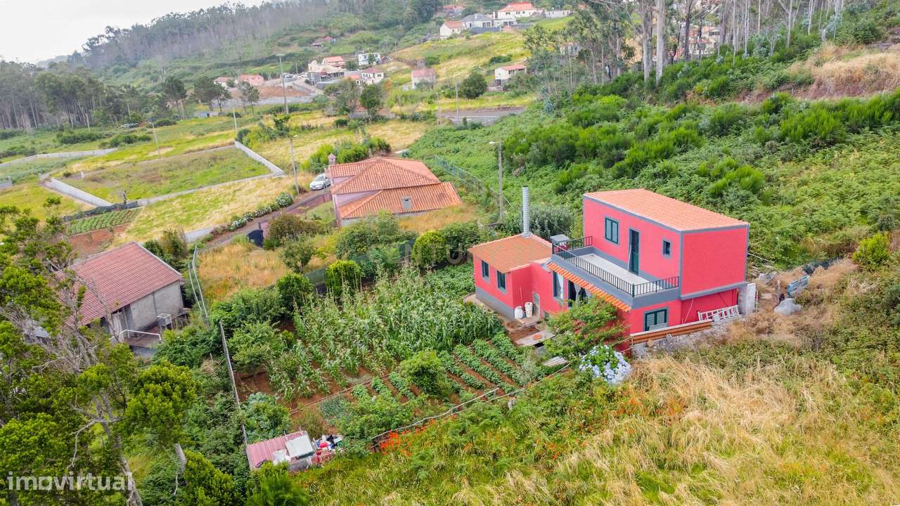 Moradia T1 proveniente de armazém agrícola habitável-28