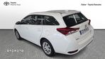 Toyota Auris 1.6 Premium Comfort - 3