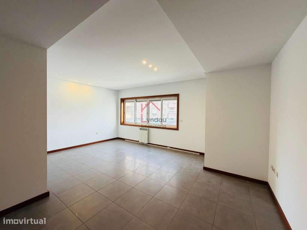 T1+1 Famalicão Centro - Grande imagem: 2/19