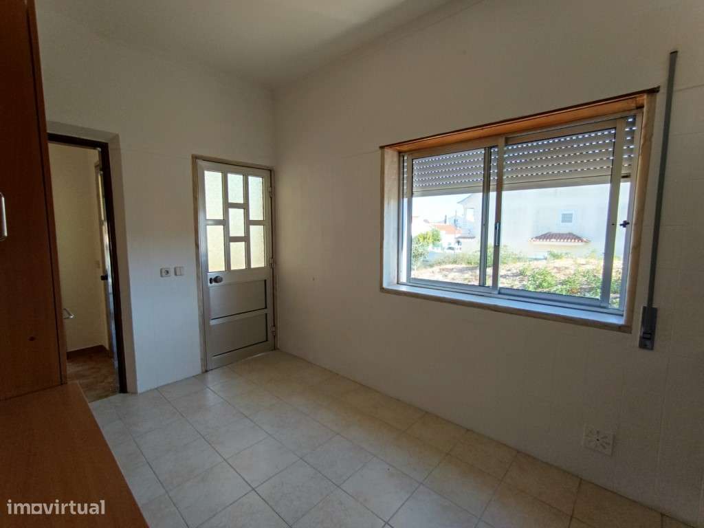 Moradia Geminada T3 na Quinta do Conde-15