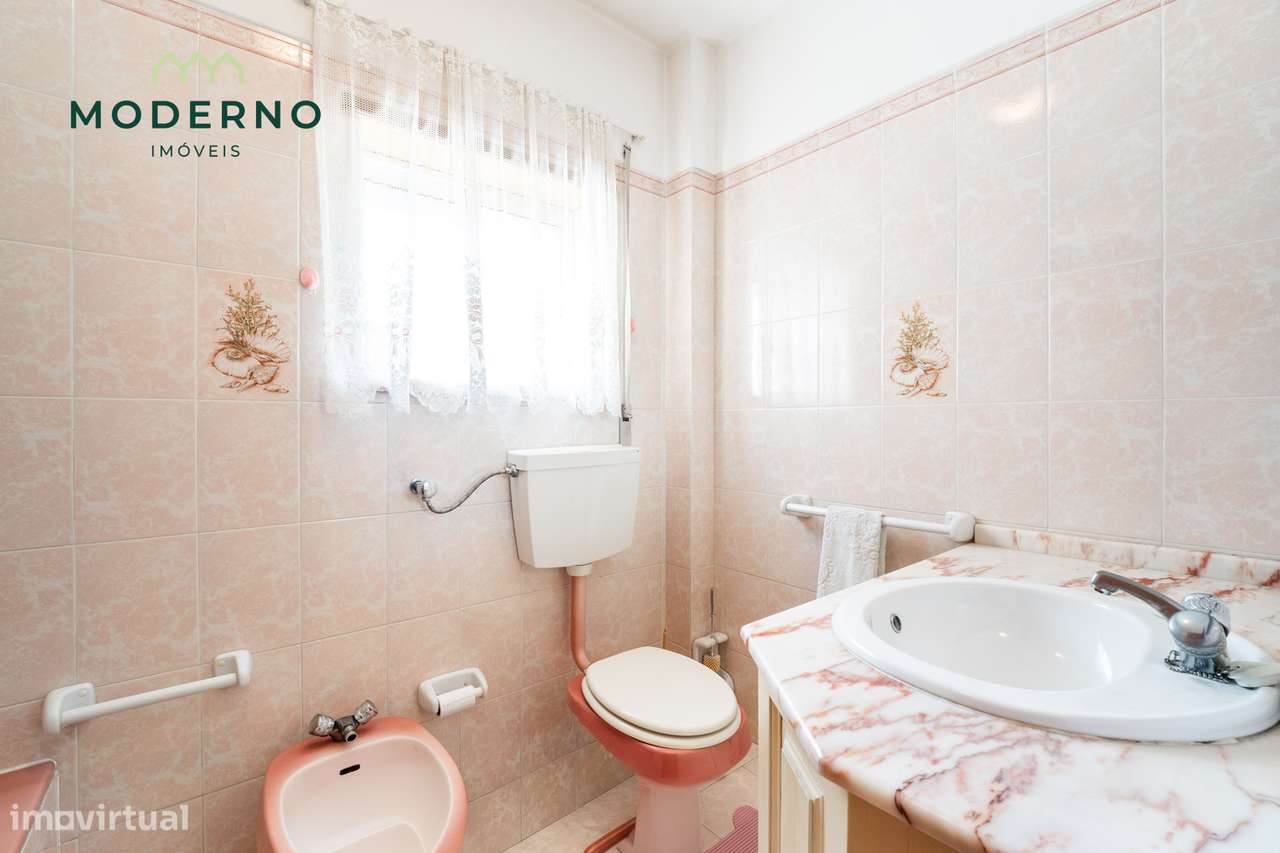 Apartamento T2 com garagem – Eiras, Coimbra-14