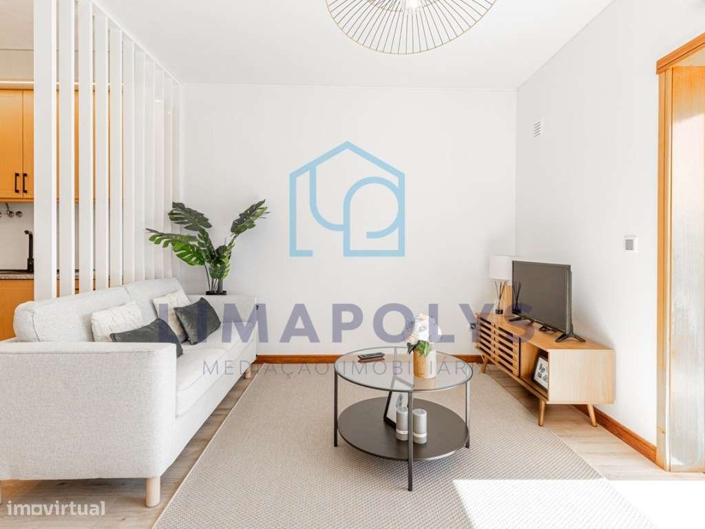 Elegante apartamento T1 renovado com lugar de garagem-3