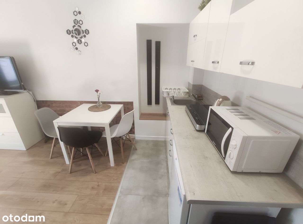 Mikrokawalerka - Centrum! UMED UL. 28 PSK 33/35 - Pełny obrazek: 2/9