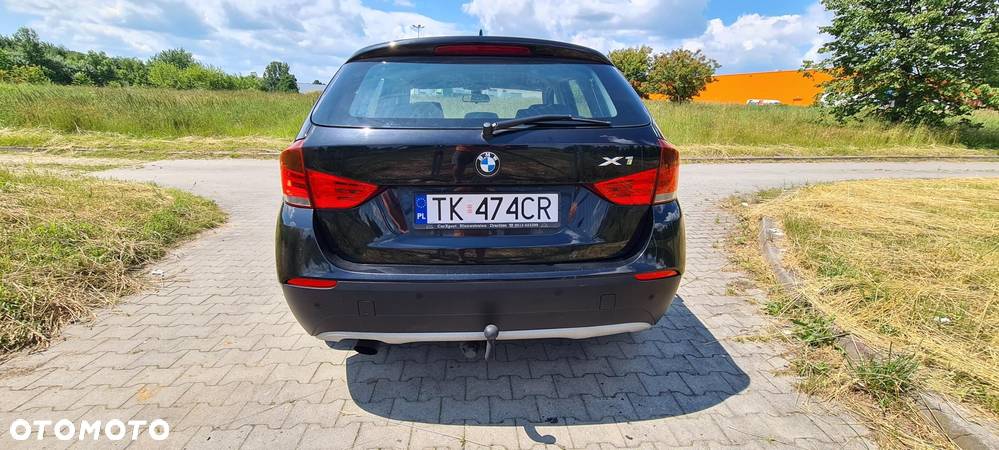 BMW X1 sDrive18i - 14