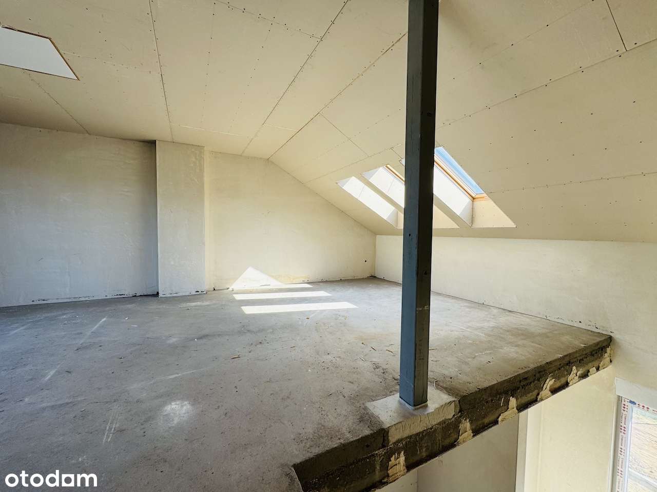 Dwupoziomowe z loggią na zachód-Repty-8