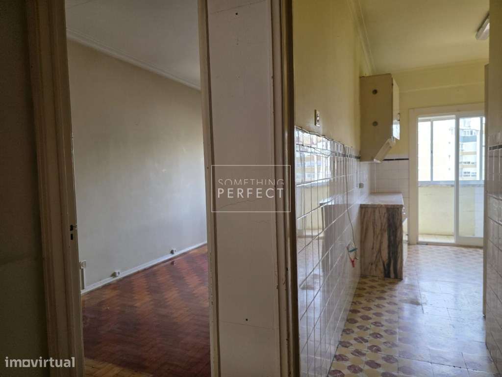 Apartamento T2 para obra total-2