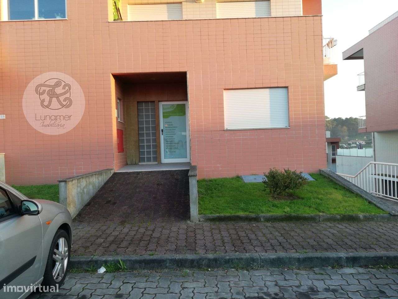 Centro clinico em Landim - Grande imagem: 3/7