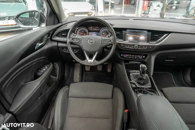 Opel Insignia - 15