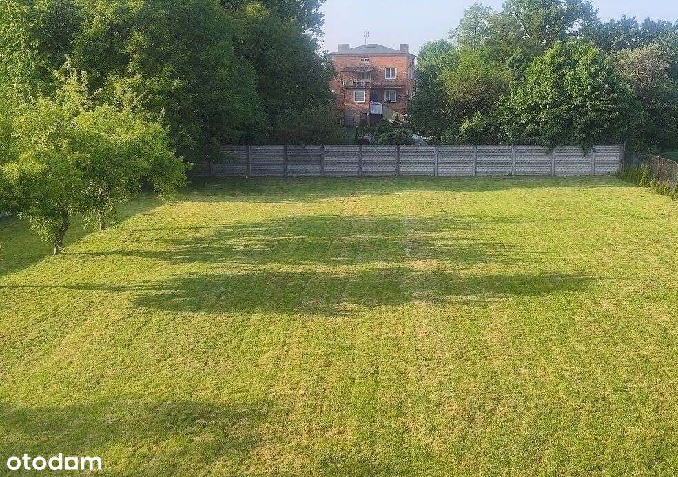 Nowoczesny dom na działce 2200m2-4