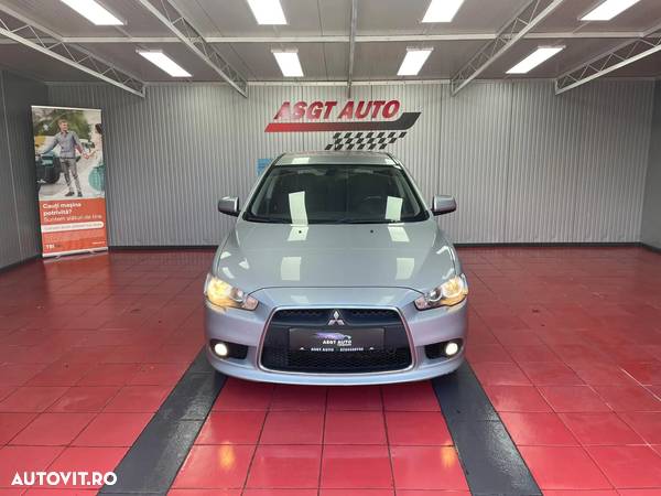 Mitsubishi Lancer - 2