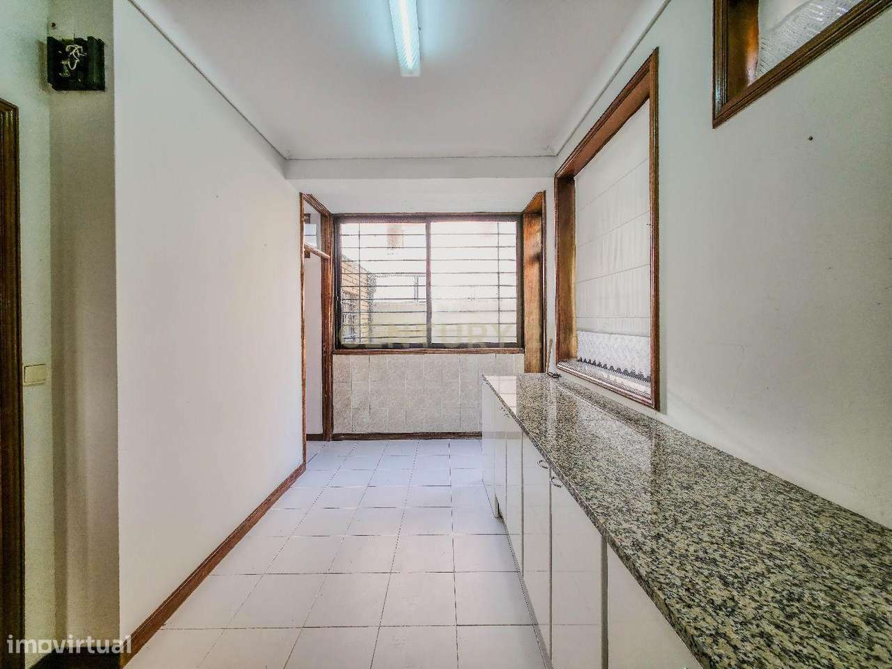 Moradia em Arcozelo — Elegância, Espaço e Proximidade ao Mar-12